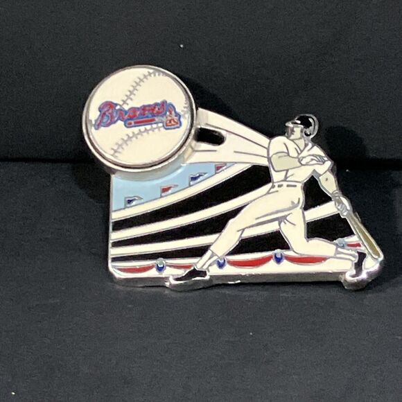 Atlanta Braves MLB Pinback Collectible, Sliding Baseball Lapel Pin, Braves‎ Fan - Picture 1 of 4
